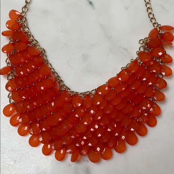 faceted tear-drop beaded statement necklace - Picture 2 of 5